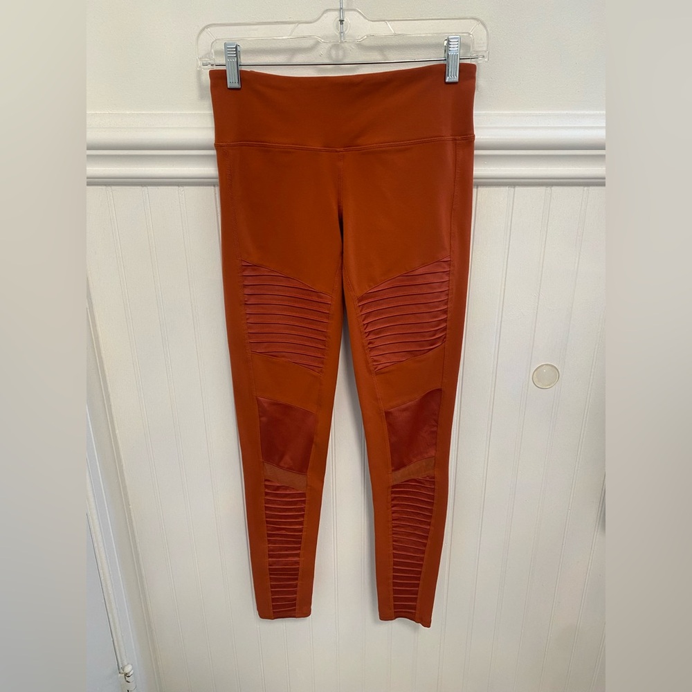 ALO Yoga Burnt Orange Leggings